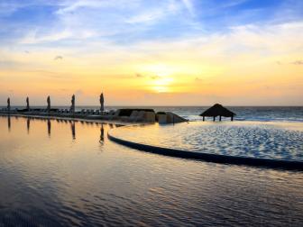 sexy slipways, beaches, resorts, romance, cancun, Zona Hotelera